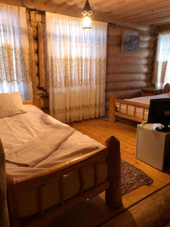 Будинок Художника Шипіт Pilipets Extérieur photo
